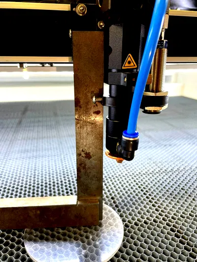 Right-angle square tool next to head