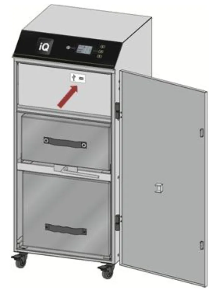 BRM Extractor mit geöffneter Fronttür und Pfeil zum USB-Anschluss über dem Filter