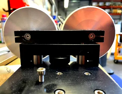 Adjustment screw bottom position